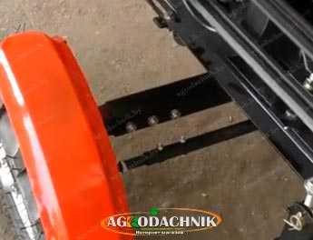 Регулировка колеи трактора